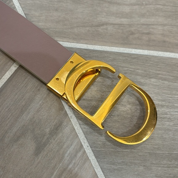 Never been worn DIOR reversible belt - Picture 2 of 7